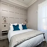 Georgian Rooms D6